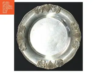 Dekorativ tallerken med druemotiver (str. Ø 13 cm)