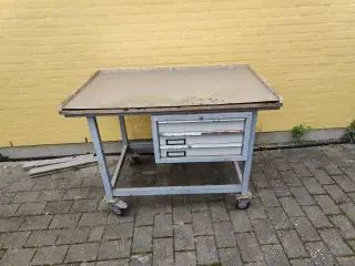 Værkstedsbord
