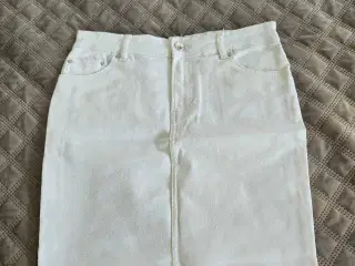 Nederdel fra Amisu ALDRIG brugt