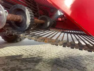 Grimme SE-150-60-NB XXL Hjultræk og tre pigbånd, kan lejes