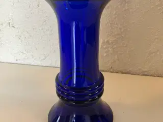 2 i en vase/lysestage