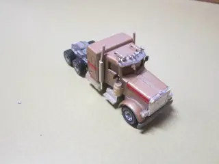 1 stk Trækker nr 2408 plus Cargo Trailer Britain