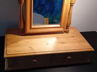 Bordspejl i fyr