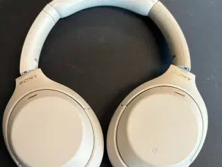 Sony WH-1000XM4