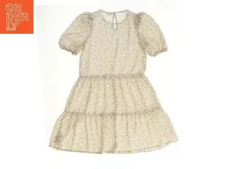 Blomsterkjole med korte ærmer fra Name It (str. 152)
