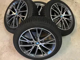 Originale BMW fælge med vinterdæk