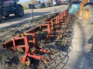 Kongskilde Radrenser med hydraulisk opklap