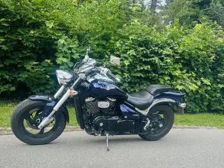 Suzuki Intruder M800 
