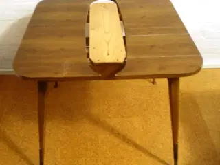 Velholdt Mid-century spise/køkkenbord (80x80x70cm)