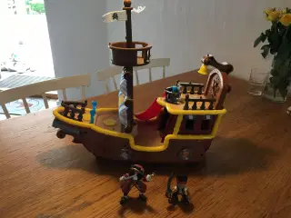 Piratskib - oplagt julegaveide