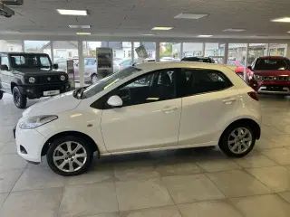 Mazda 2 1,3 Advance 86HK 5d