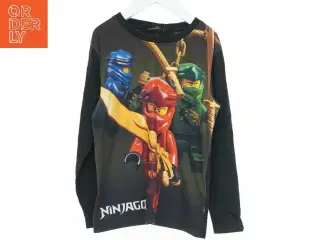 Ninjago langærmet trøje fra Lego (str. 122)