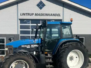 New Holland 8360 med 4stk fabriksnye dæk til.  Super stærk traktor.