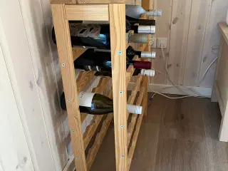Vin reol i træ