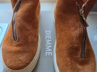 Diemme herre ruskinds sko str.42.