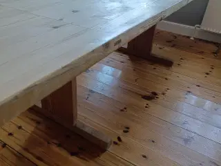 Spisebord i fyr