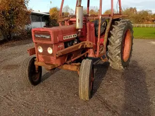 Volvo 430 med frontlæsser 