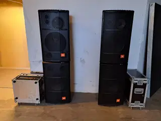 PA-anlæg, 4 QSC EX 1600 og to JBL M360 MK2 og to M