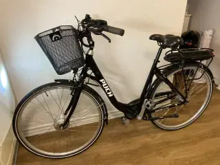 næsten som ny  puck dame elcykel 28" 7 gear. 