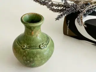 Grøn minivase, keramik