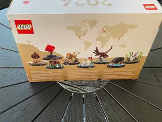 Fin lego æske medarbejder æske sælges