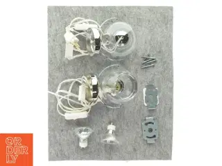 Lampeskærm i glas 2 stk. (str. Ø 8cm)