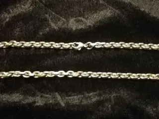 2 flotte Anker sølv hals kæder sælges