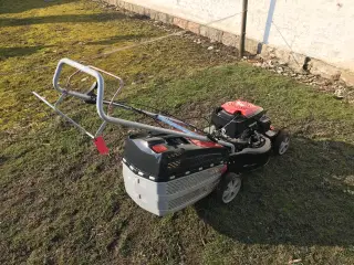 Alto Plæneklipper med træk