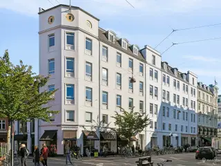 150 m2 kontor eller klinik i det attraktive Ny Østergade-område