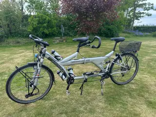Tandem