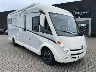 2018 - Carthago compactline 144 LE   KOMMISSIONSBIL. Automatgear - 150 hk, Enkeltsenge, solceller, inverter, hydrauliske selvnivilerende støttefødder