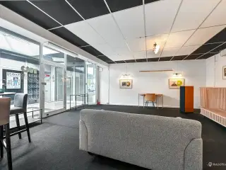 Mindre butiks- eller kliniklokale i Herning Centrum