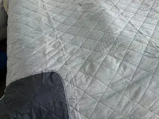 2 sengetæpper fra REDGREEN