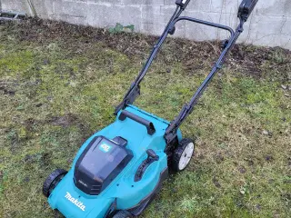 Makita DLM481 batteri plæneklipper