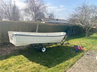 Jolle dobbeltskroget