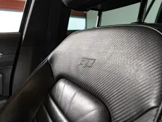 VW Passat 2,0 TDi 240 R-line Variant DSG 4Motion