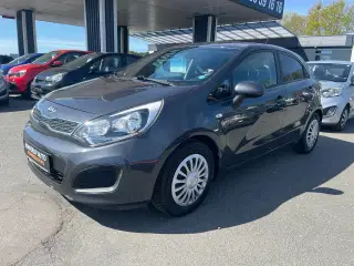 Kia Rio 1,2 World Cup 85HK 5d