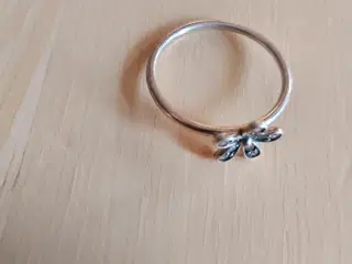 Ring med blomst xl eller xxl