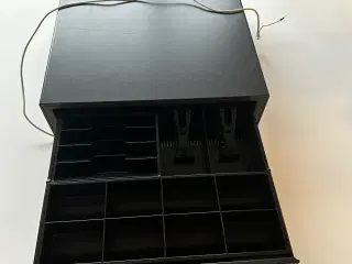 Pengeskuffe - METAPACE