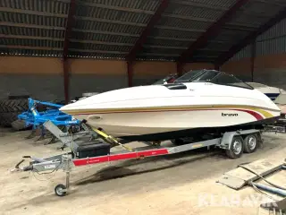 Speedbåd med bådtrailer Bravo V8 260 hk