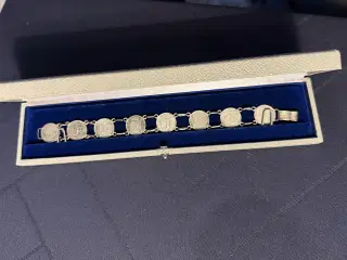 Unikt sølv armbånd med gamle svenske 10 øres mønte