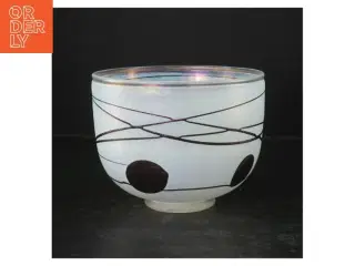 Kosta Boda B. Vallien Atelje håndmalet glas skål. (str. Ø. 16 cm)