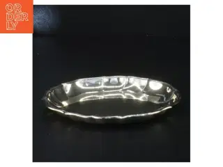 Sølvfarvet metalfad (str. 15 cm)