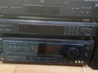 Sony stereoanlæg 