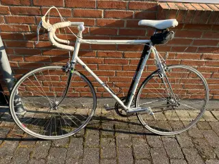 Nishiki Racercykel (årgang 1988)