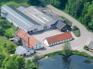 Lager og produktionslokaler på Gødding møllevej 3 7183 Randbøl