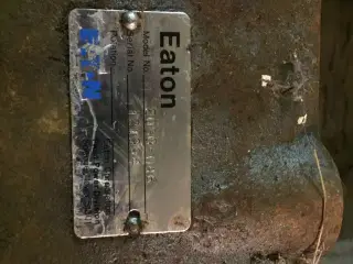 Eaton aksel