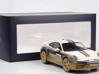 1:18 Porsche 911 Dakar Dirty verision