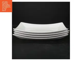 Hvid rektangulære tallerkener fra IKEA (str. 4 styk. 28 x 21 cm)