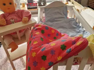 babyborn med seng og høj stol